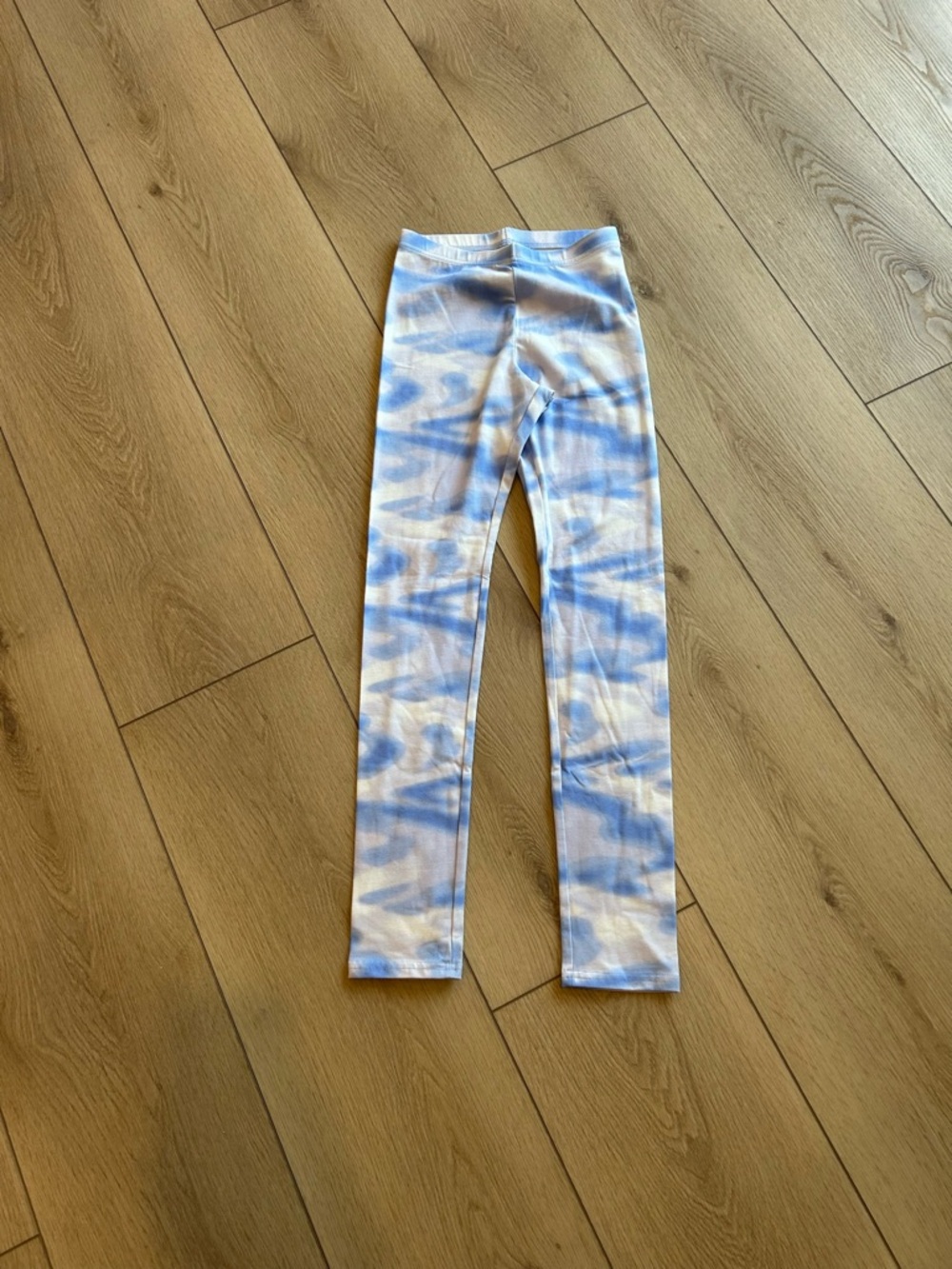 Old Navy Light Blue and White Tie-Dye Girls Leggings